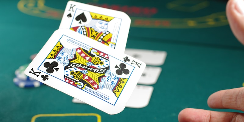What is a straight flush draw in poker?